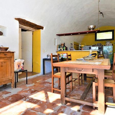 Stunning Home In St-Hippolyte-Du-Fort With Wifi Saint-Hippolyte-du-Fort Exteriér fotografie